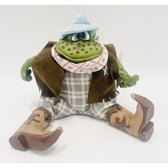 RUSS Cowboy Frog Shelf Sitter 5.5” Toad Wyatt Burp Sherriff Bean Country Folks - Picture 1 of 8